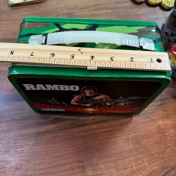 1985 TM Anabasis Investments Vintage Rambo Metal Lunch Box Sylvester Stallone - Picture 4 of 12